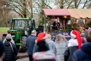 Rolling Christmas service