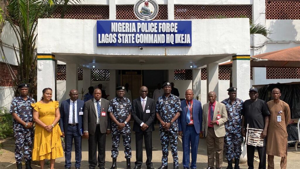 187f4735-2f98-4c90-b080-efa9d81be8af