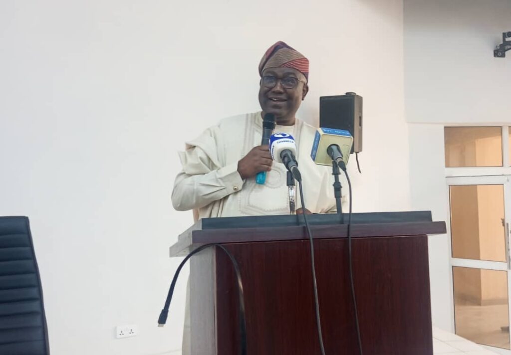 1b582f3b-4ac6-41a5-a2ce-e0be7e8ad537