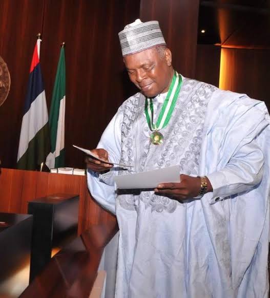 b2730cf4-3c70-40d2-acd5-8de258b16899